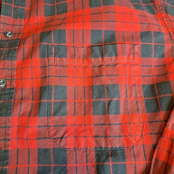 Eddie Bauer Mens Size XL Tall Button Down Shirt Red Black Plaid Long Sleeves - Picture 4 of 7